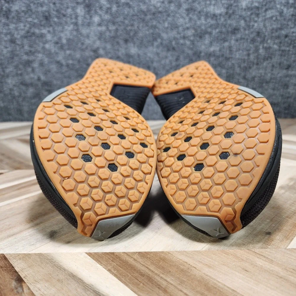 Flux Adapt Runner Black Gum Womens 7.5 Barefoot Minimal Running Walking Shoes
